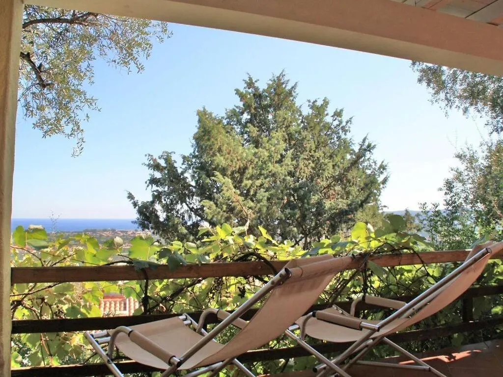 Holiday home Casa Felicita Comfortable Holiday Residence Lu Lioni Italy